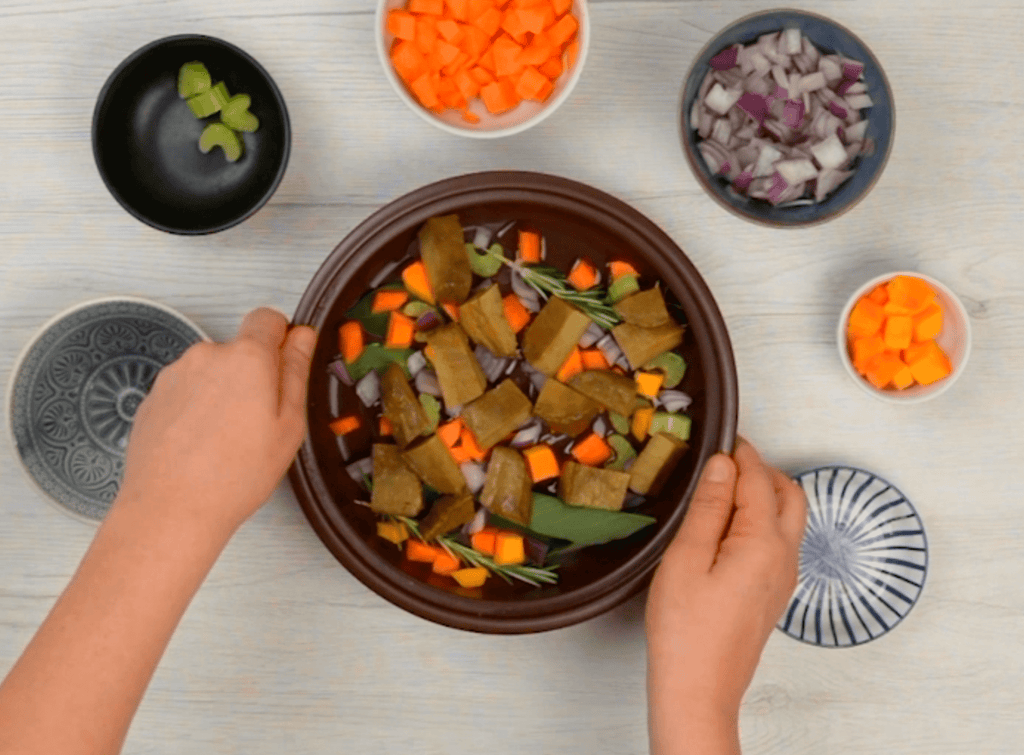 Pot Tajine in Zisha purple clay 22 or 26 cm - tutto per te